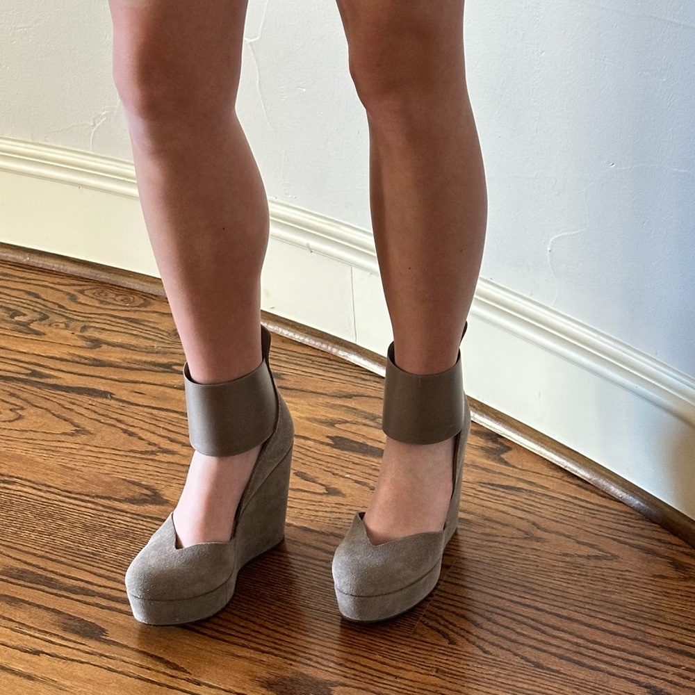PEDRO GARCIA NWOT Platform Shoes🌸
